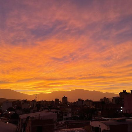 Departamento Centrico Con Estacionamiento Gratis Daire San Salvador de Jujuy Dış mekan fotoğraf